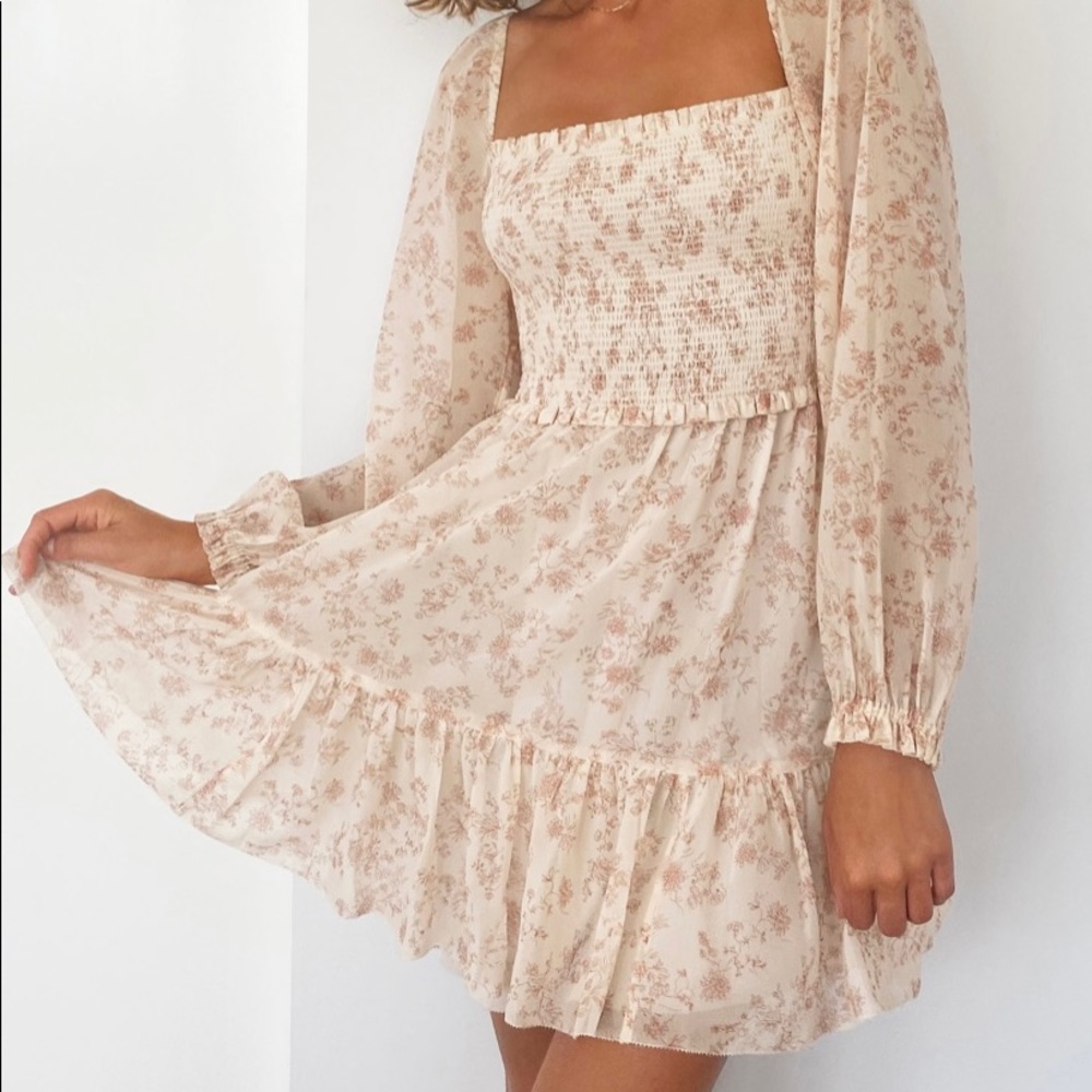 Aritzia tempest dress